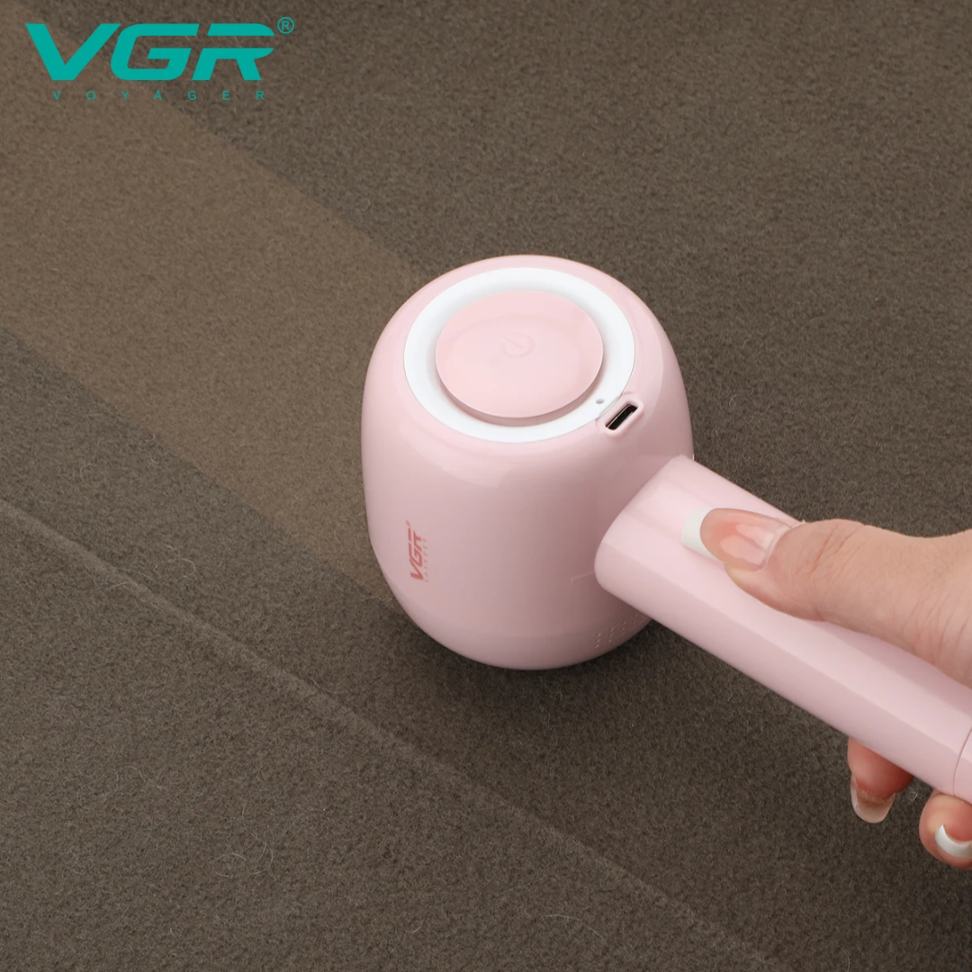 VGR V-813 Rechargeable Fabric Lint Remover - Portable Electric Clothes Fuzz Shaver and Pill Trimmer for Sweaters, Carpets, and Furniture